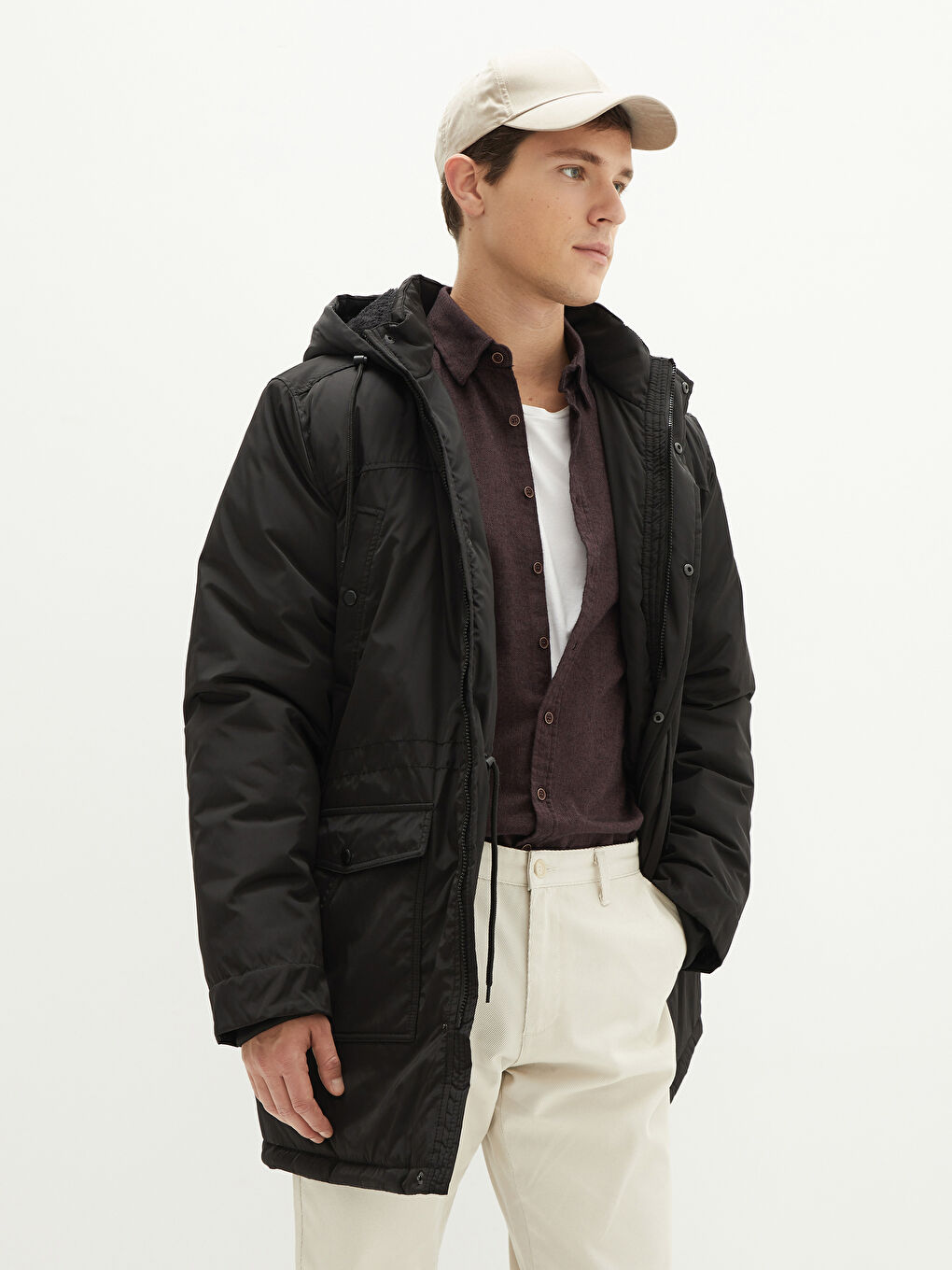 LCWAIKIKI Classic Standardni Jednostavni Debeli Muški Parka Sa Kapuljačom -W14185Z8-CVL