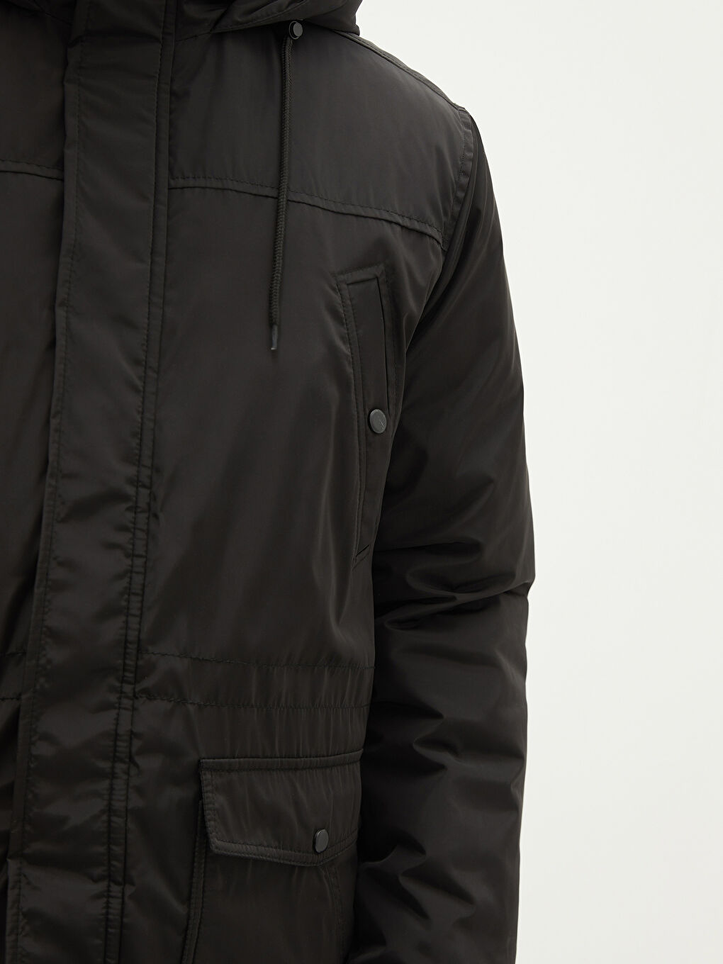 LCWAIKIKI Classic Standardni Jednostavni Debeli Muški Parka Sa Kapuljačom -W14185Z8-CVL