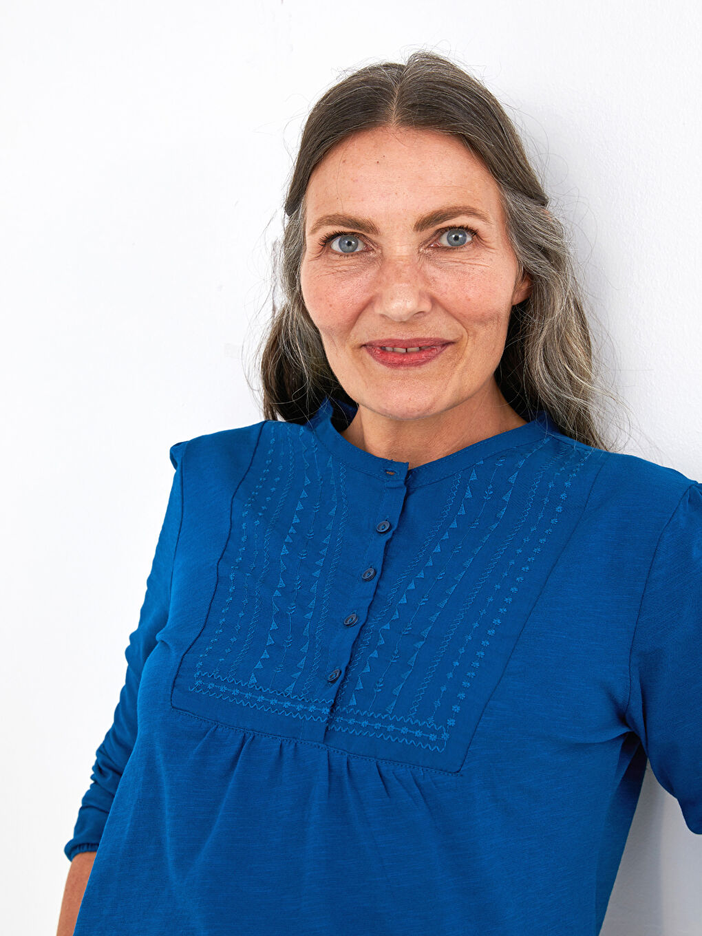 Rundhalsausschnitt Bestickte Langarm Bluse für Damen-1