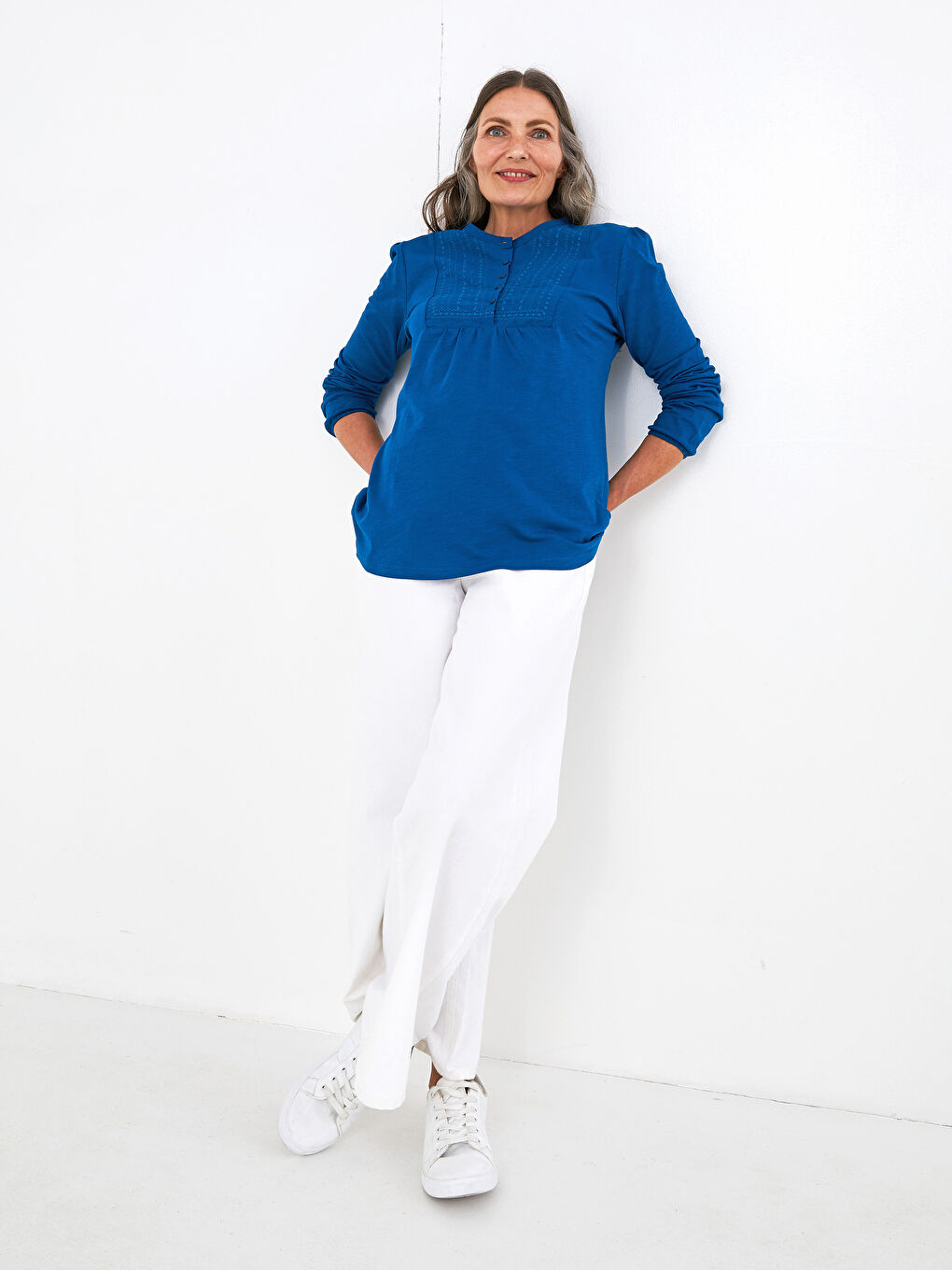 Rundhalsausschnitt Bestickte Langarm Bluse für Damen-3