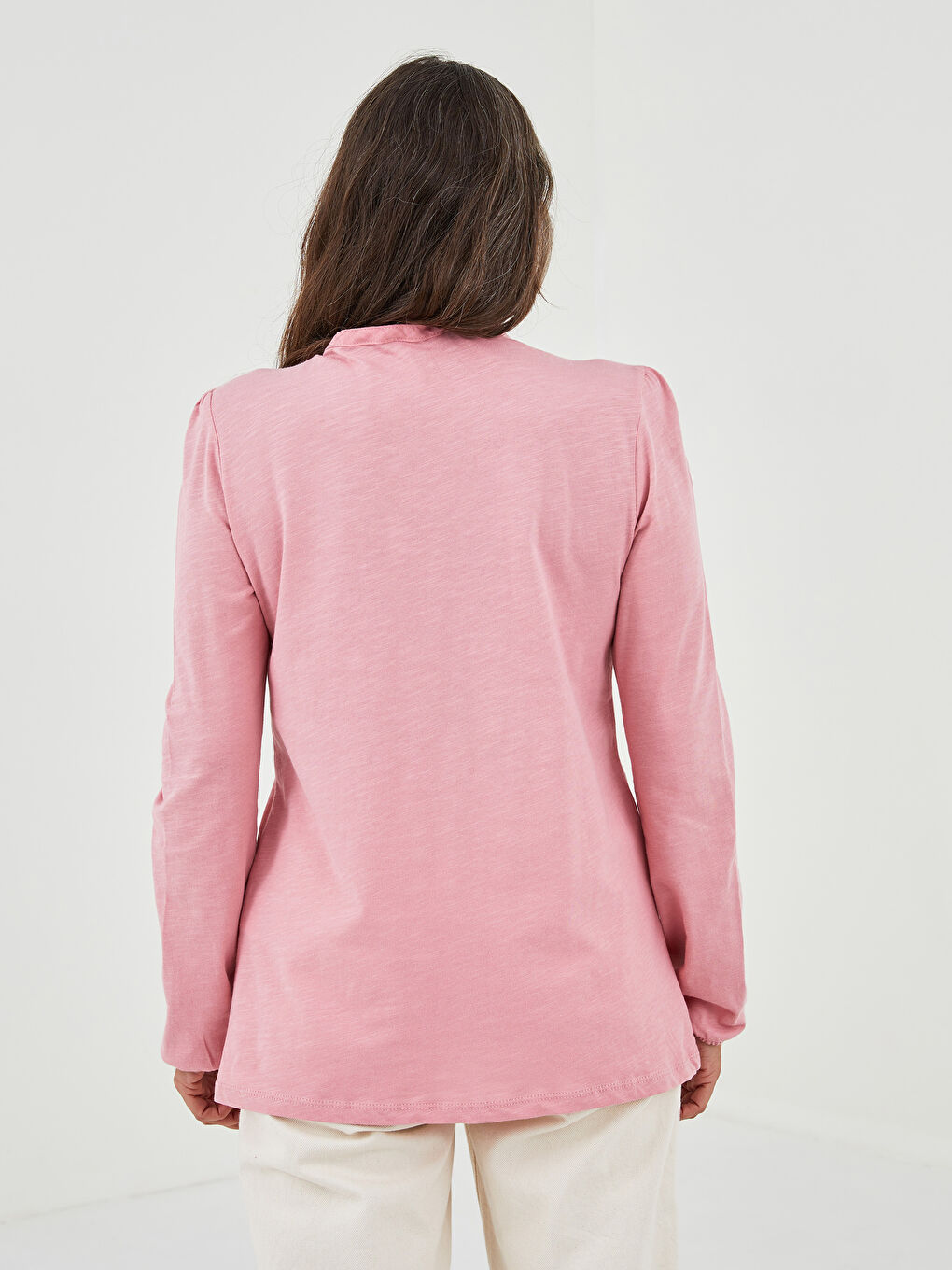 Pembe Bisiklet Yaka Nakışlı Uzun Kollu Kadın Bluz-4