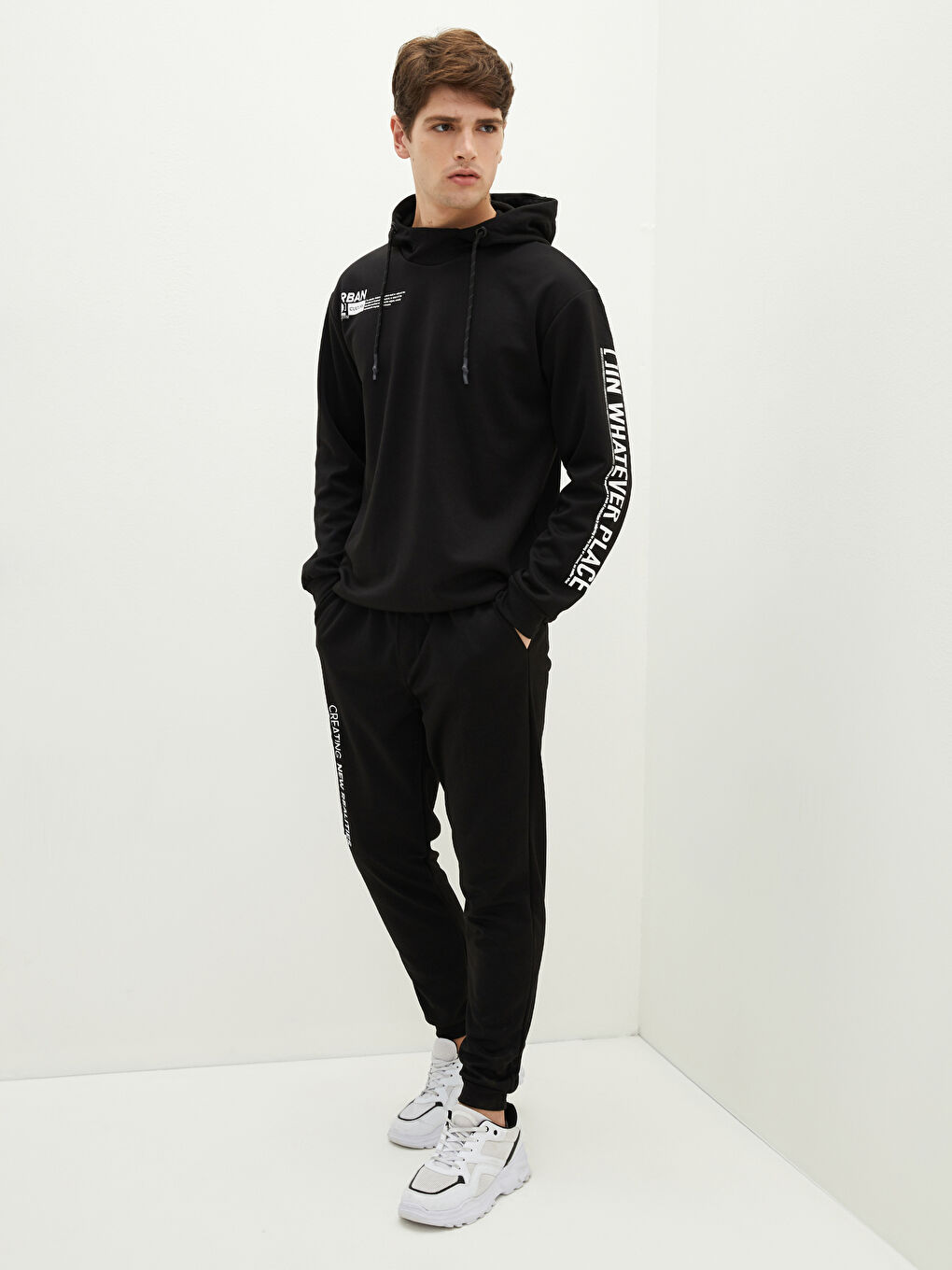 Siyah Uzun Kollu Baskılı Erkek Hoodie-4