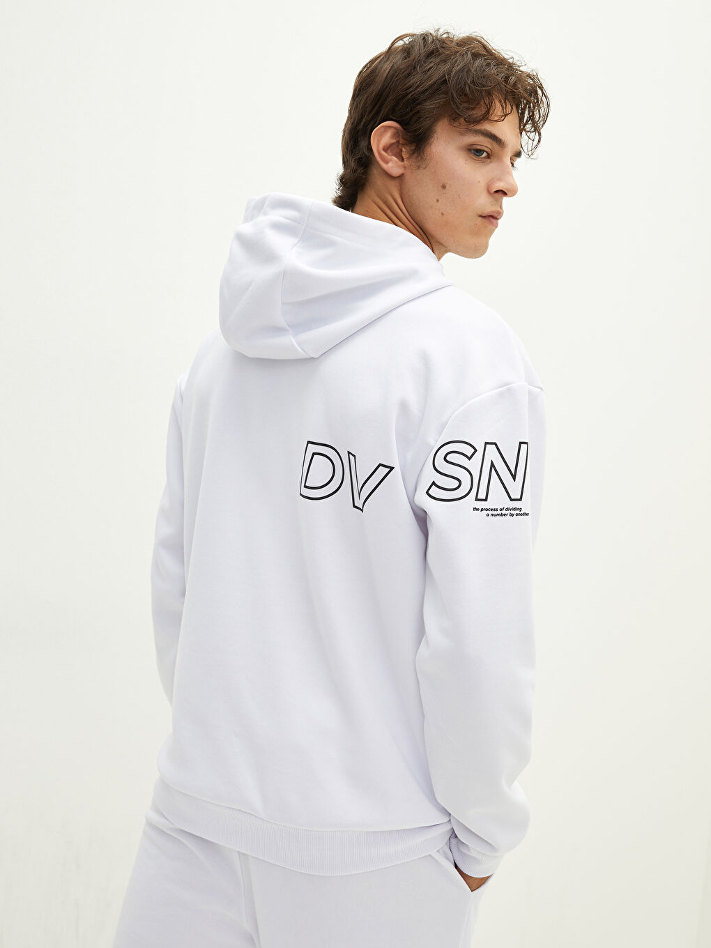 Beyaz Uzun Kollu Baskılı Erkek Hoodie