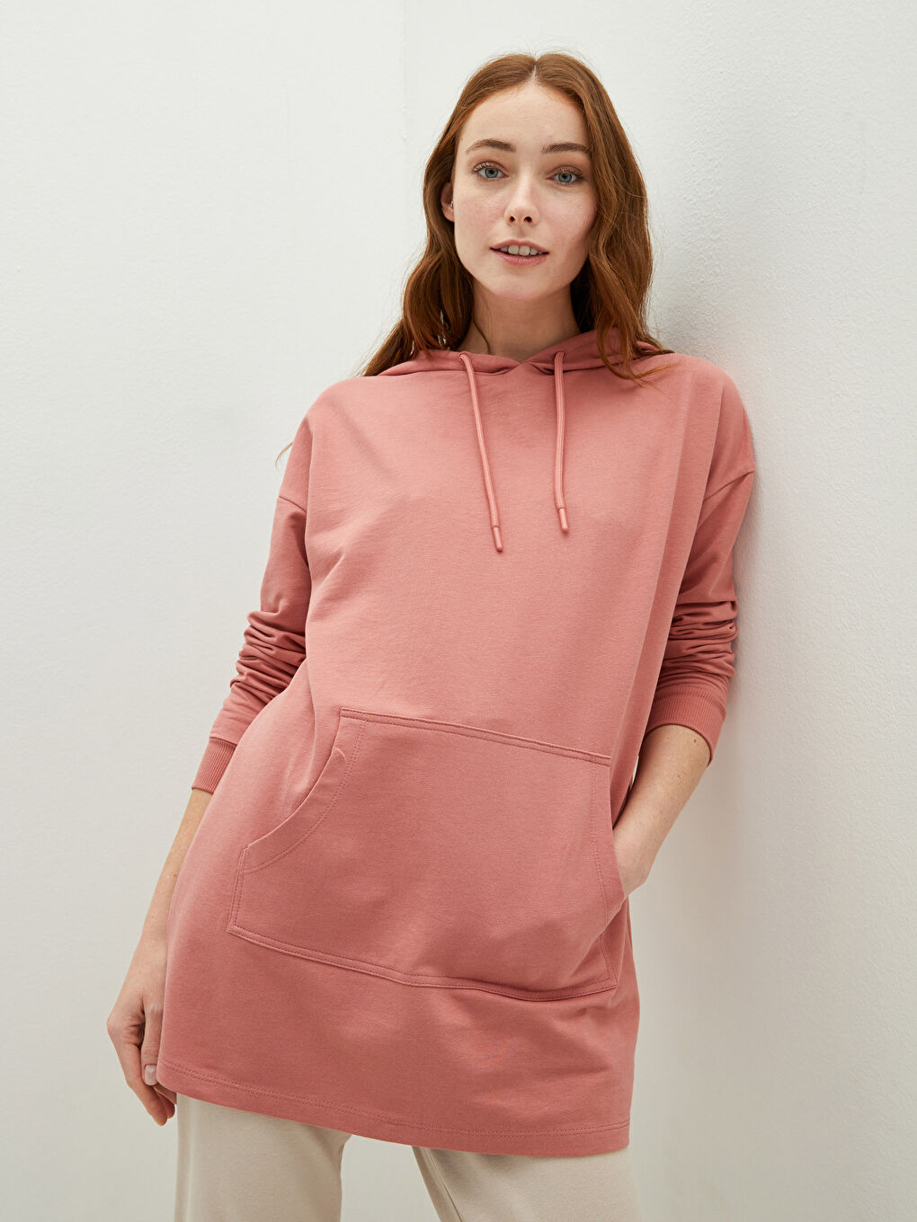 Pembe Kapüşonlu Düz Uzun Kollu Pamuklu Kadın Sweatshirt-2