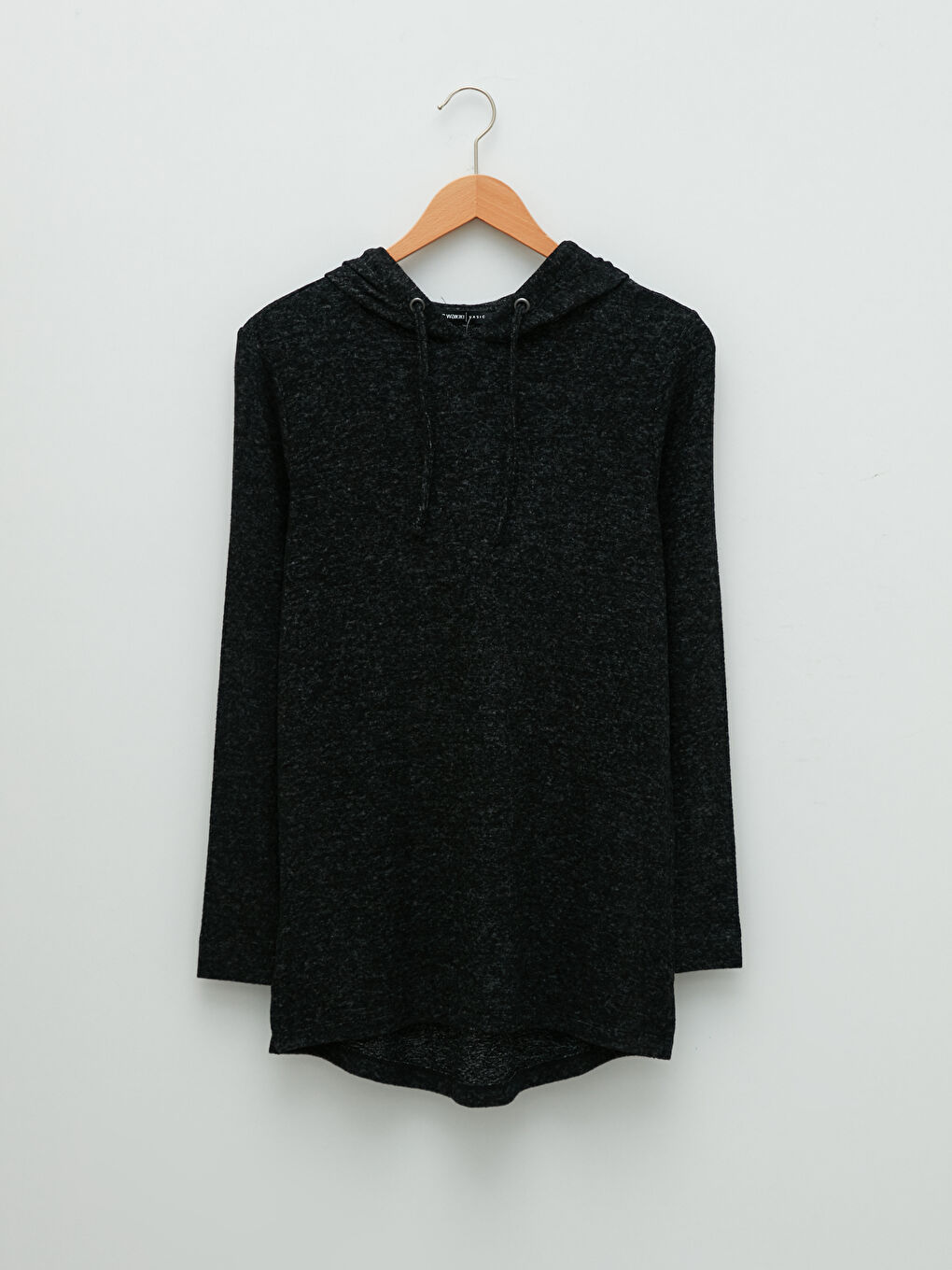 Siyah Kapüşon Yaka Düz Uzun Kollu Kadın Sweatshirt-5