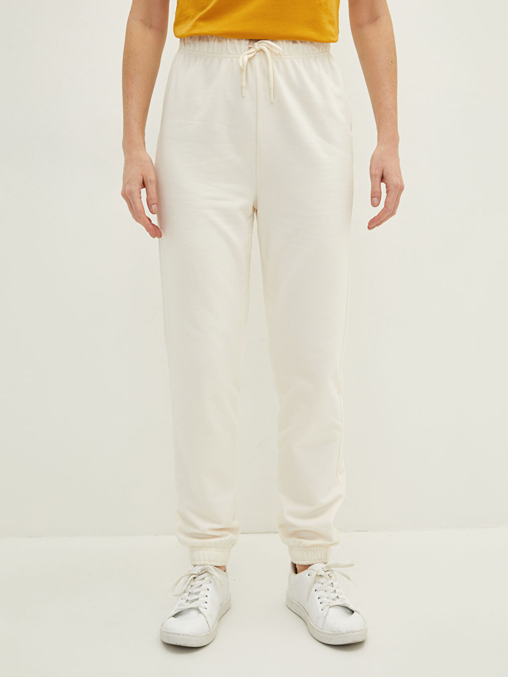 Ekru Kadın Beli Lastikli Düz Eşofman Altı-3