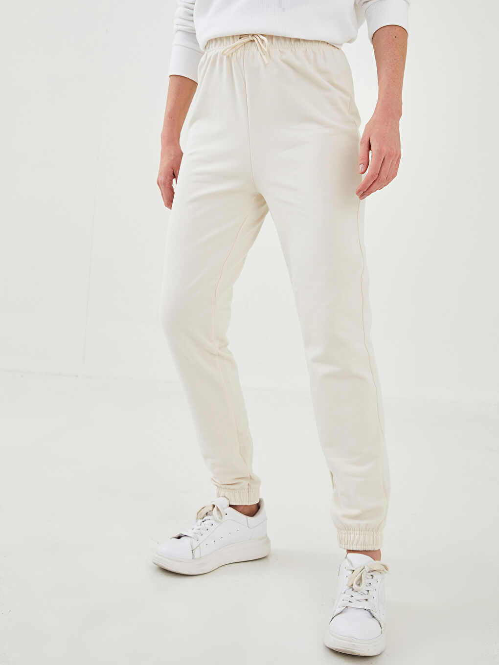 Bej Kadın Beli Lastikli Düz Eşofman Alt-3