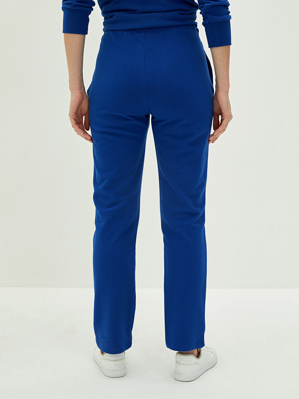 Elastic Waist Regular Pocket Detailed Women's Sweatpants-4