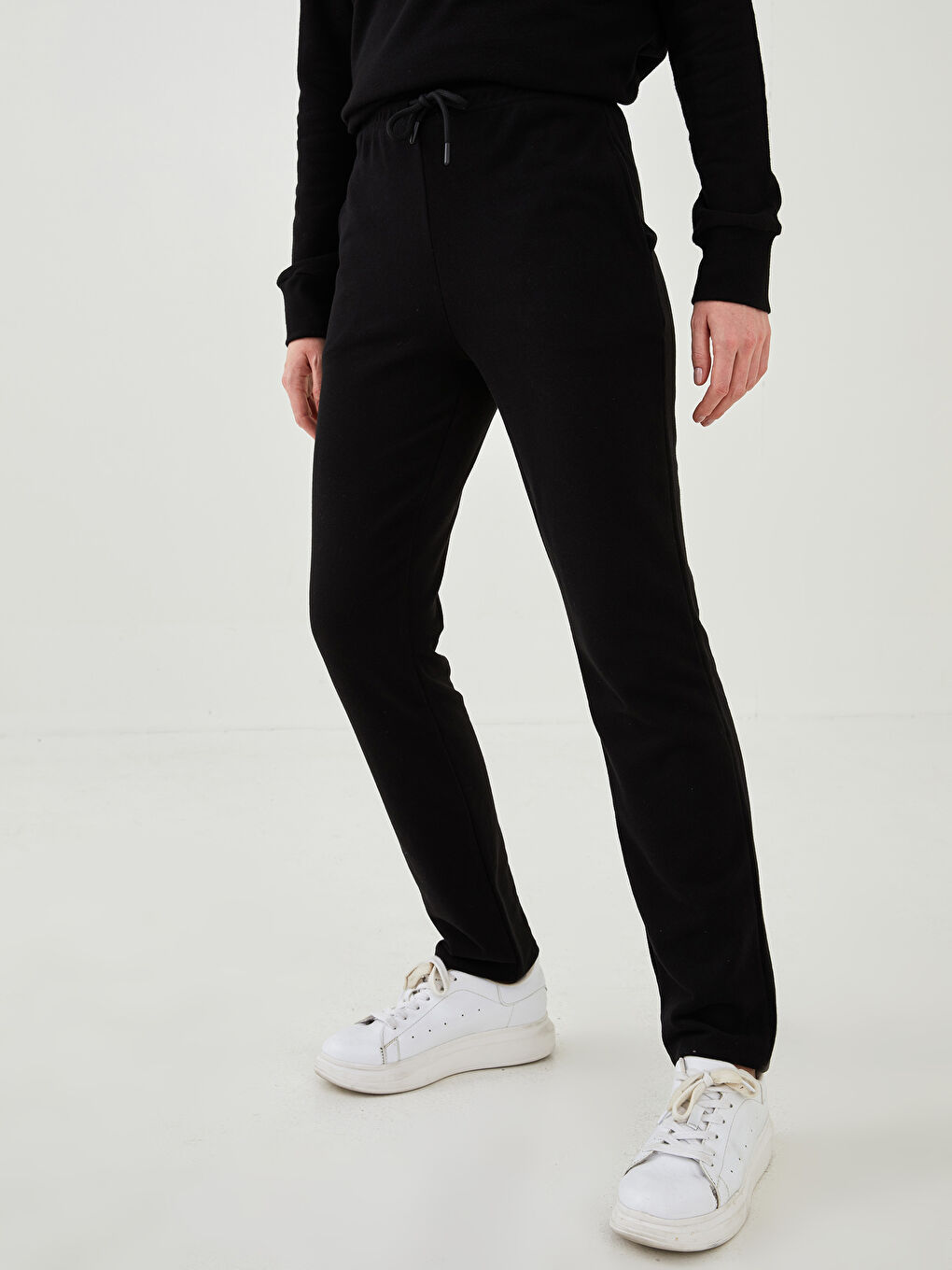 Elastic Waist Regular Pocket Detailed Women's Sweatpants-3