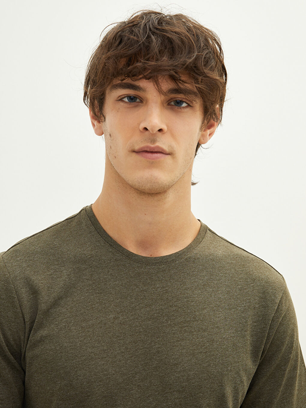 Haki Bisiklet Yaka Kısa Kollu Erkek Tişört-4