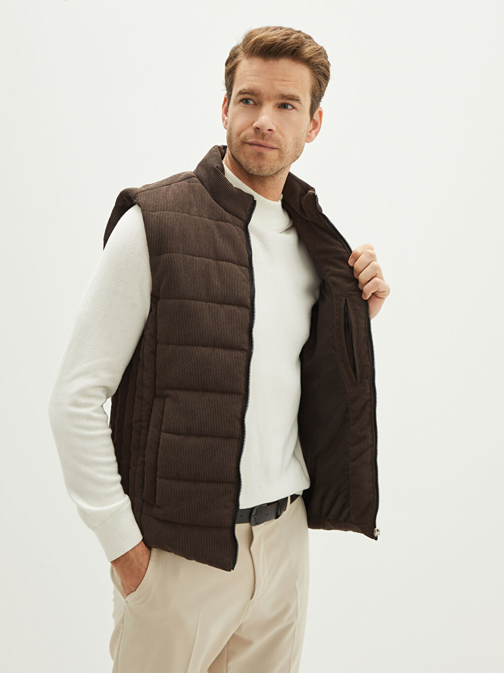 Standard Pattern Vertical Collar Velvet Men's Vest-1