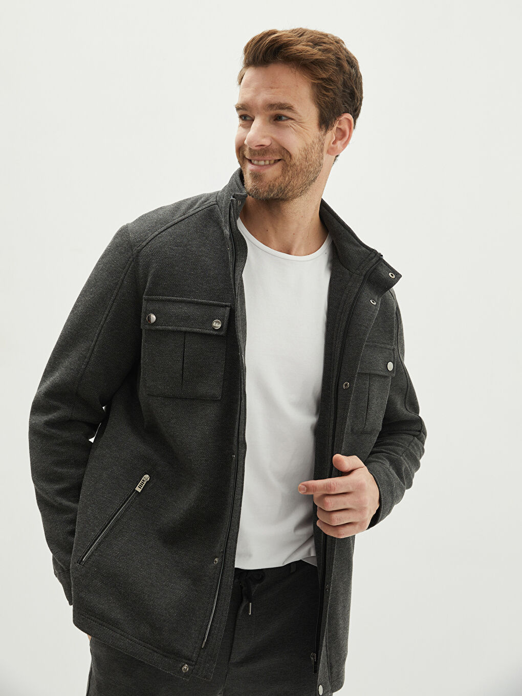 Gri Standart Kalıp Dik Yaka Erkek Mont