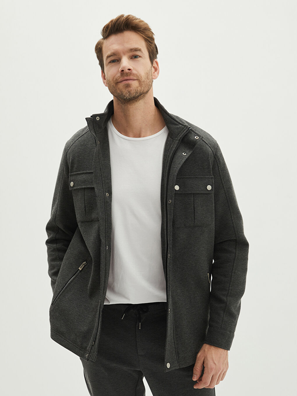 Gri Standart Kalıp Dik Yaka Erkek Mont-1