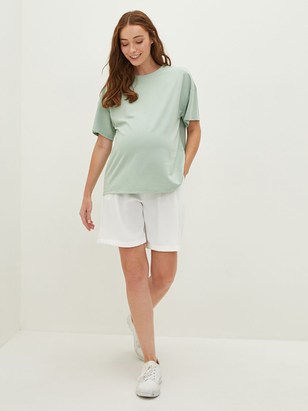 Crew Neck Plain Short Sleeve Maternity T-Shirt-3