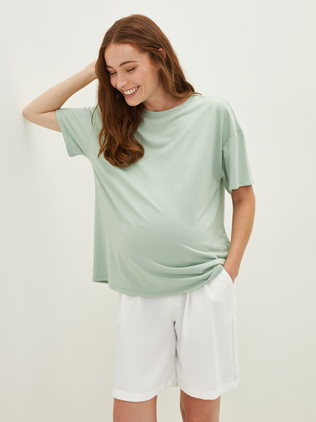 Crew Neck Plain Short Sleeve Maternity T-Shirt-1
