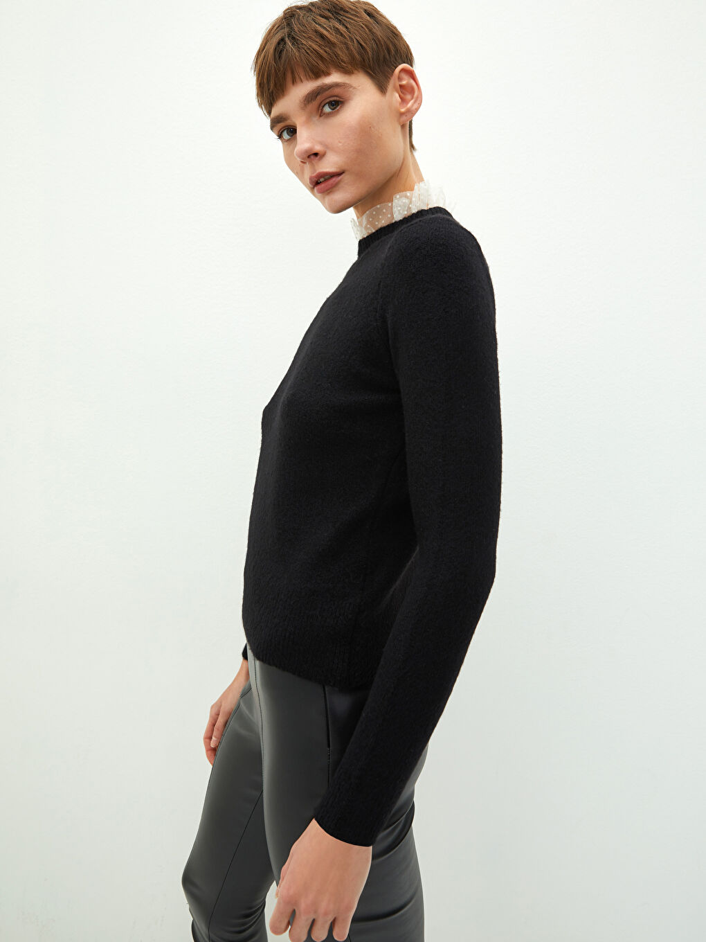 LCW Vision Crew Neck Tulle Detailed Long Sleeve Women's Knitwear Sweater