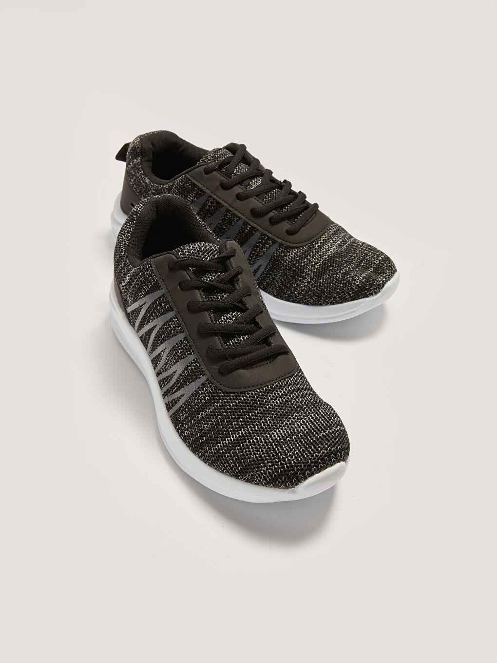 Mesh Detailed Lace-Up Men's Active Sports Shoes-2