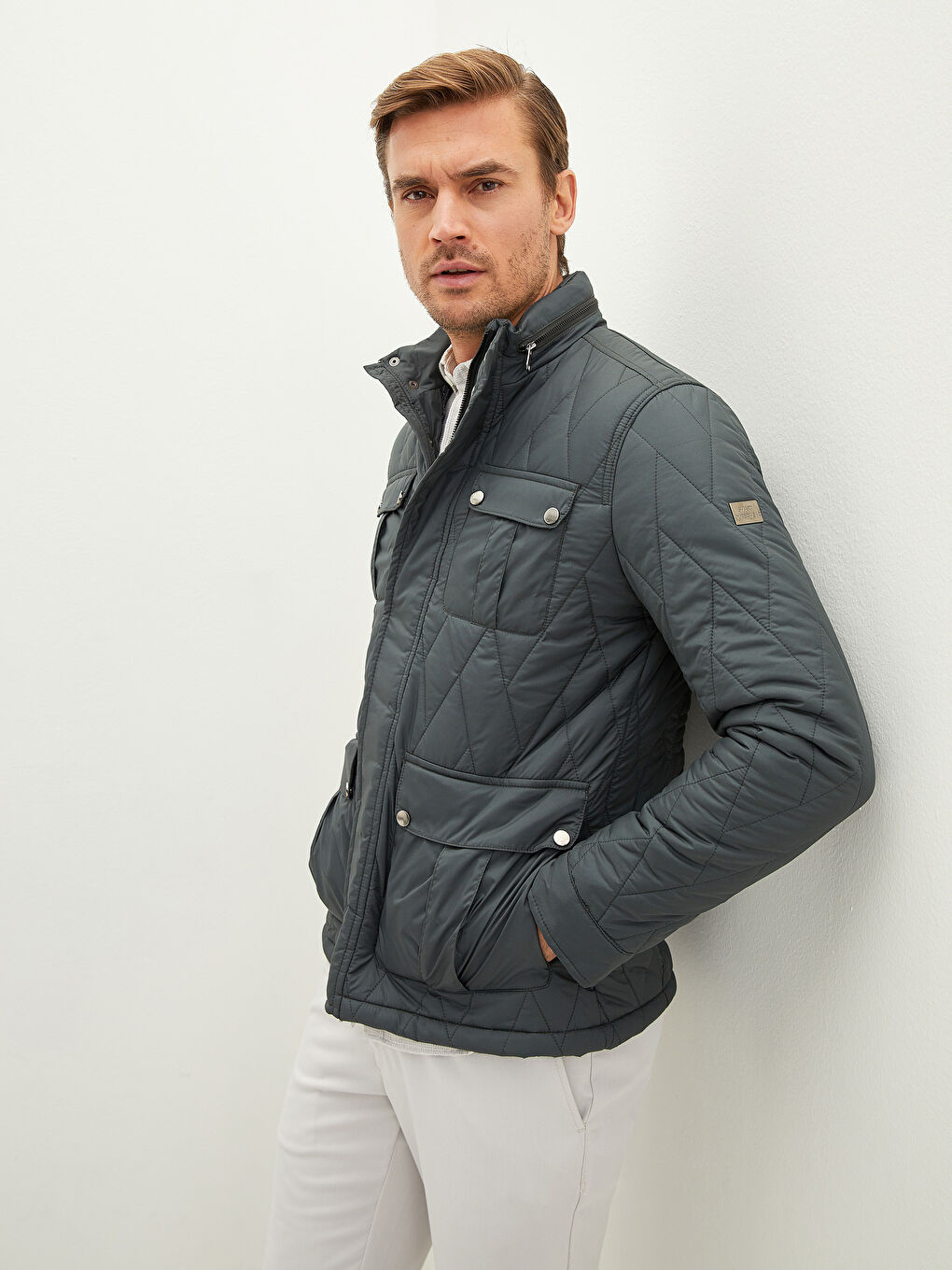 Haki Standart Kalıp Dik Yaka Erkek Şişme Mont