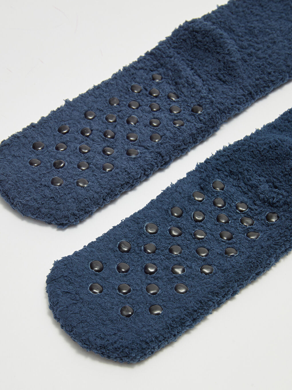 Gri Nakışlı Kaydırmaz Tabanlı Kadın Ev Çorabı-3