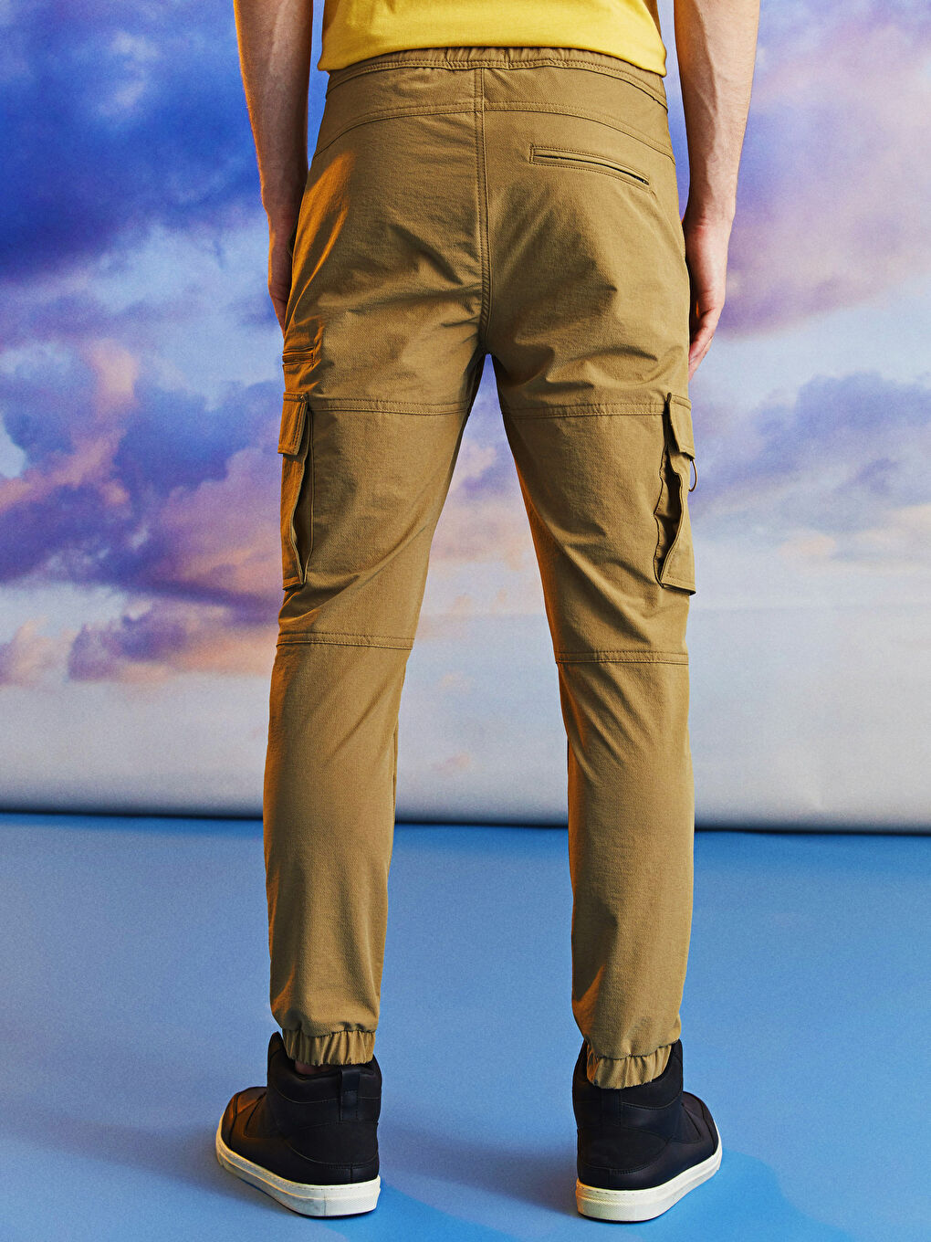Slim Fit Twill Men's Cargo Trousers-5