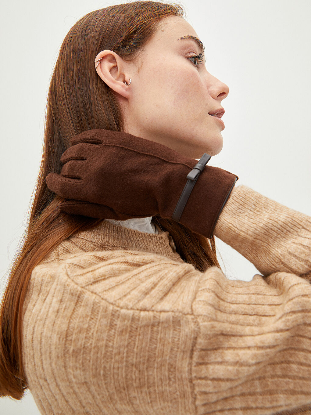 Kahverengi Fiyonk Detaylı Kadın Triko Eldiven