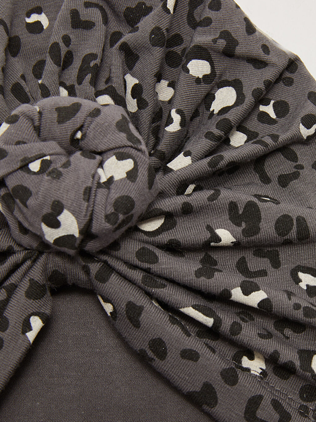 Bonnet bébé fille à motifs-1