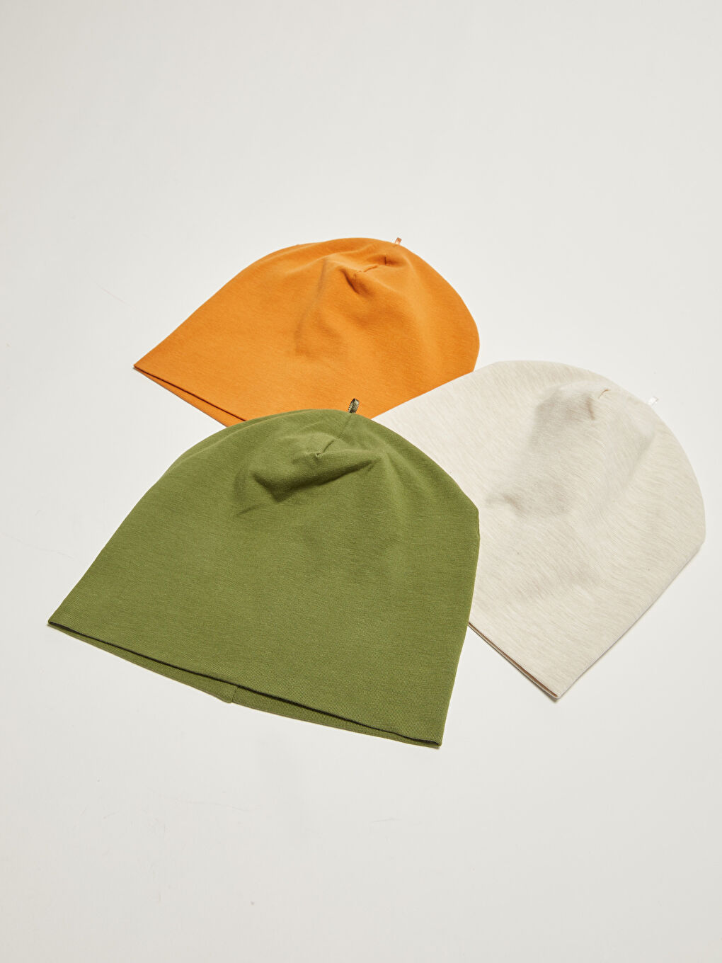 قبعة صغيرة أساسية للجنسين للأولاد الرضع - ٣ قطع-1