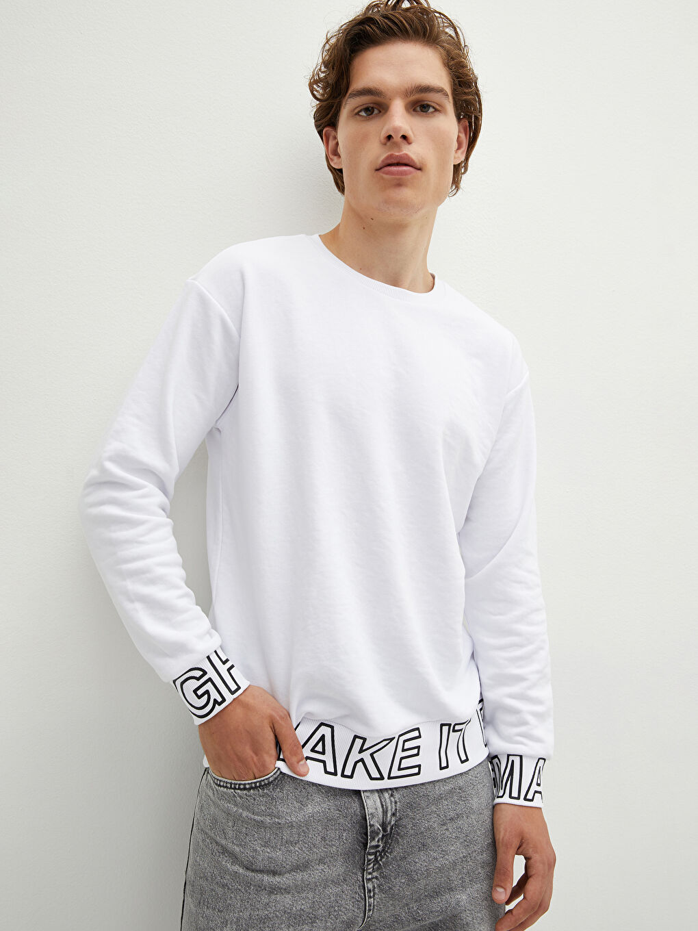 Crew Neck Long Sleeve Printed Men's Sweatshirt-1