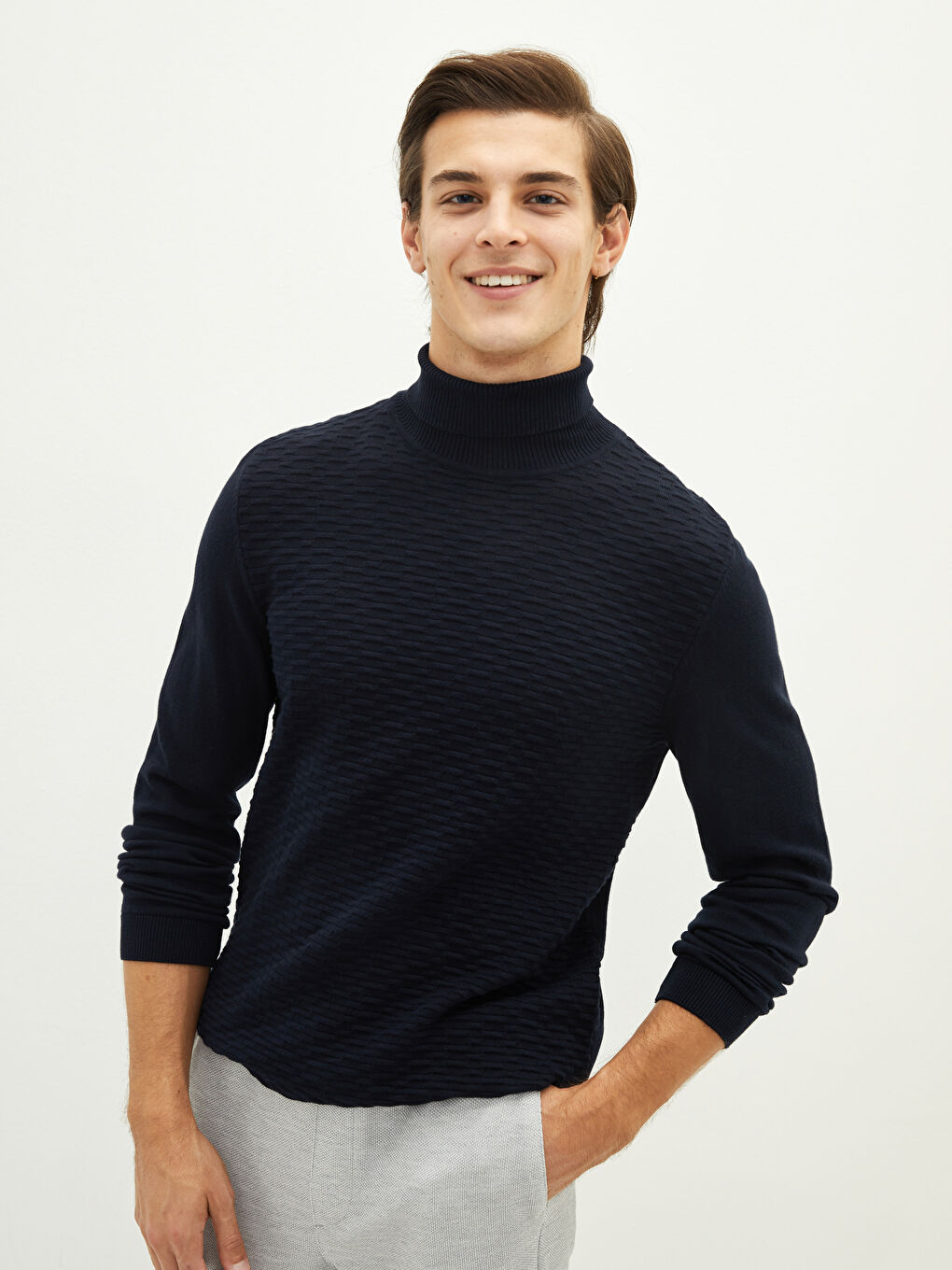 Lacivert Balıkçı Yaka Uzun Kollu İnce Triko Erkek Kazak-1