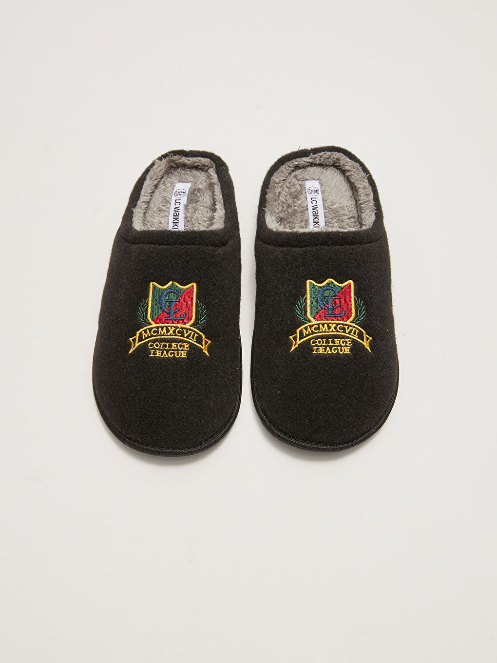 LCW STEPS Лицензирани домашни чехли с затворен връх Хари Потър за мъже -W14946Z8-CWN