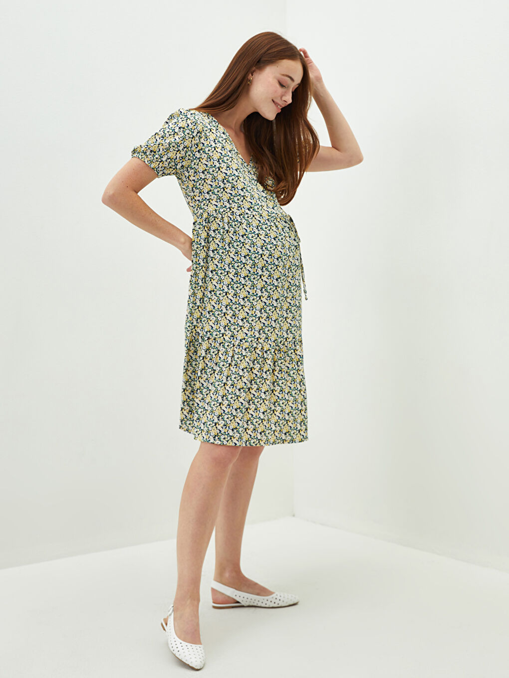 Double Breasted Collar Floral Short Sleeve Crinkle Fabric Maternity Dress-1