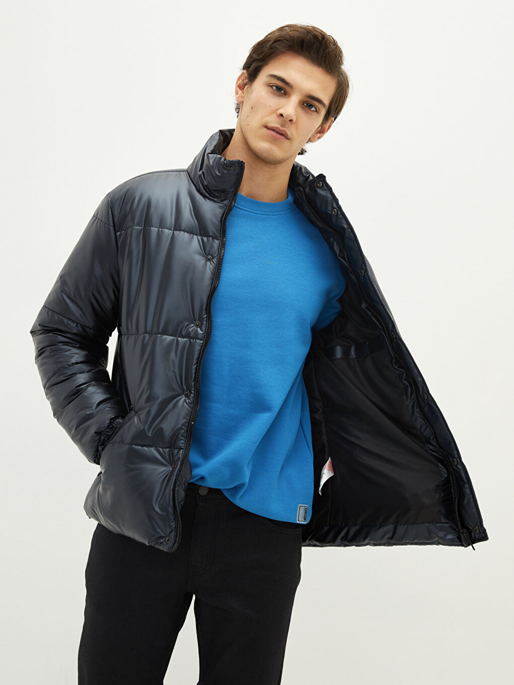 Palton Matlasată Slim Fit cu Guler Tip Pâlnie pentru Bărbați-2