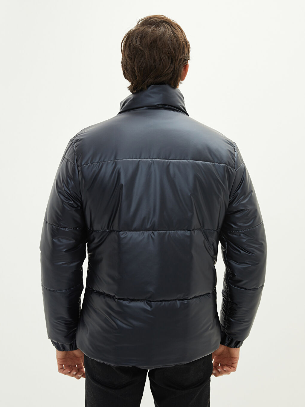 Palton Matlasată Slim Fit cu Guler Tip Pâlnie pentru Bărbați-5