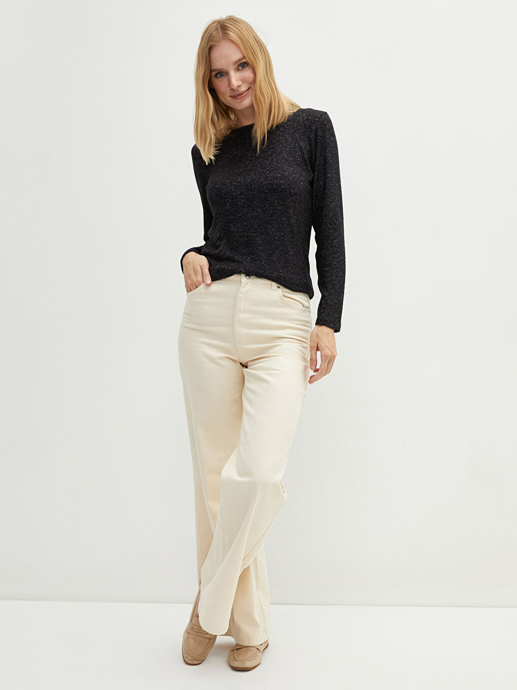 Crew Neck Plain Long Sleeve Women's T-Shirt-3