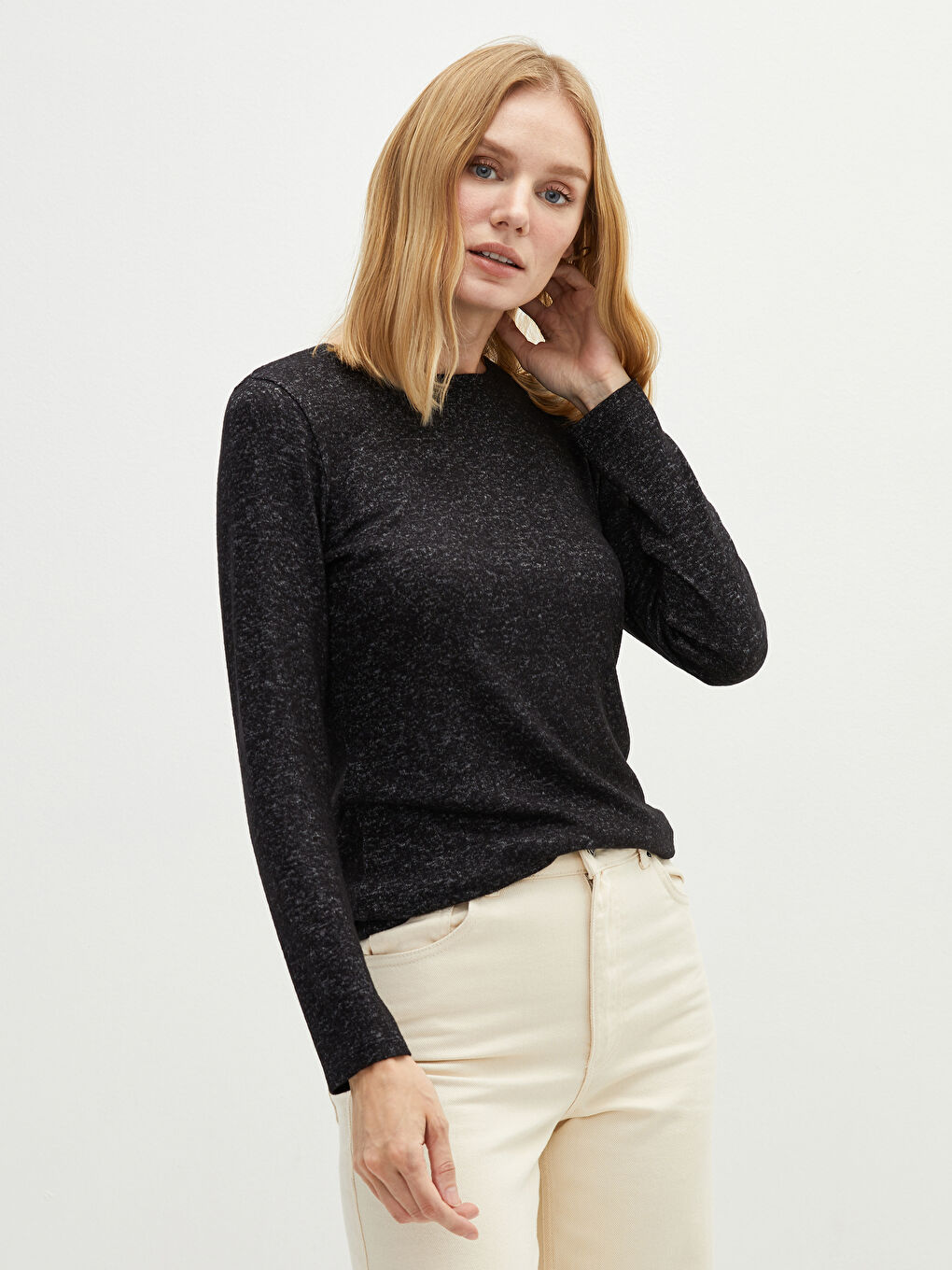 Crew Neck Plain Long Sleeve Women's T-Shirt