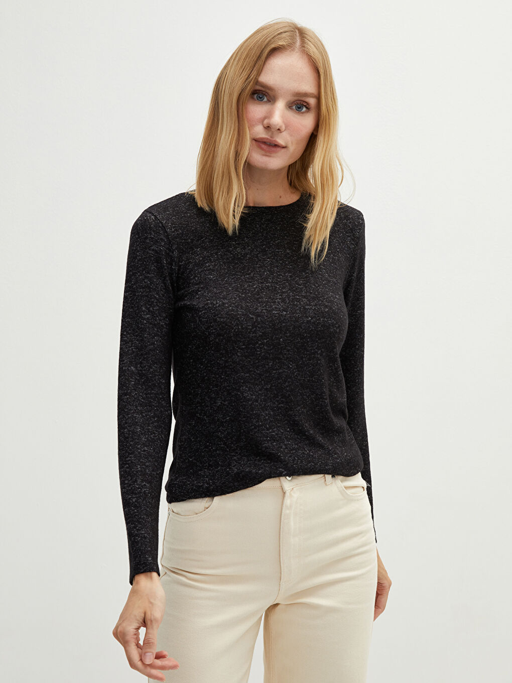 Crew Neck Plain Long Sleeve Women's T-Shirt-1