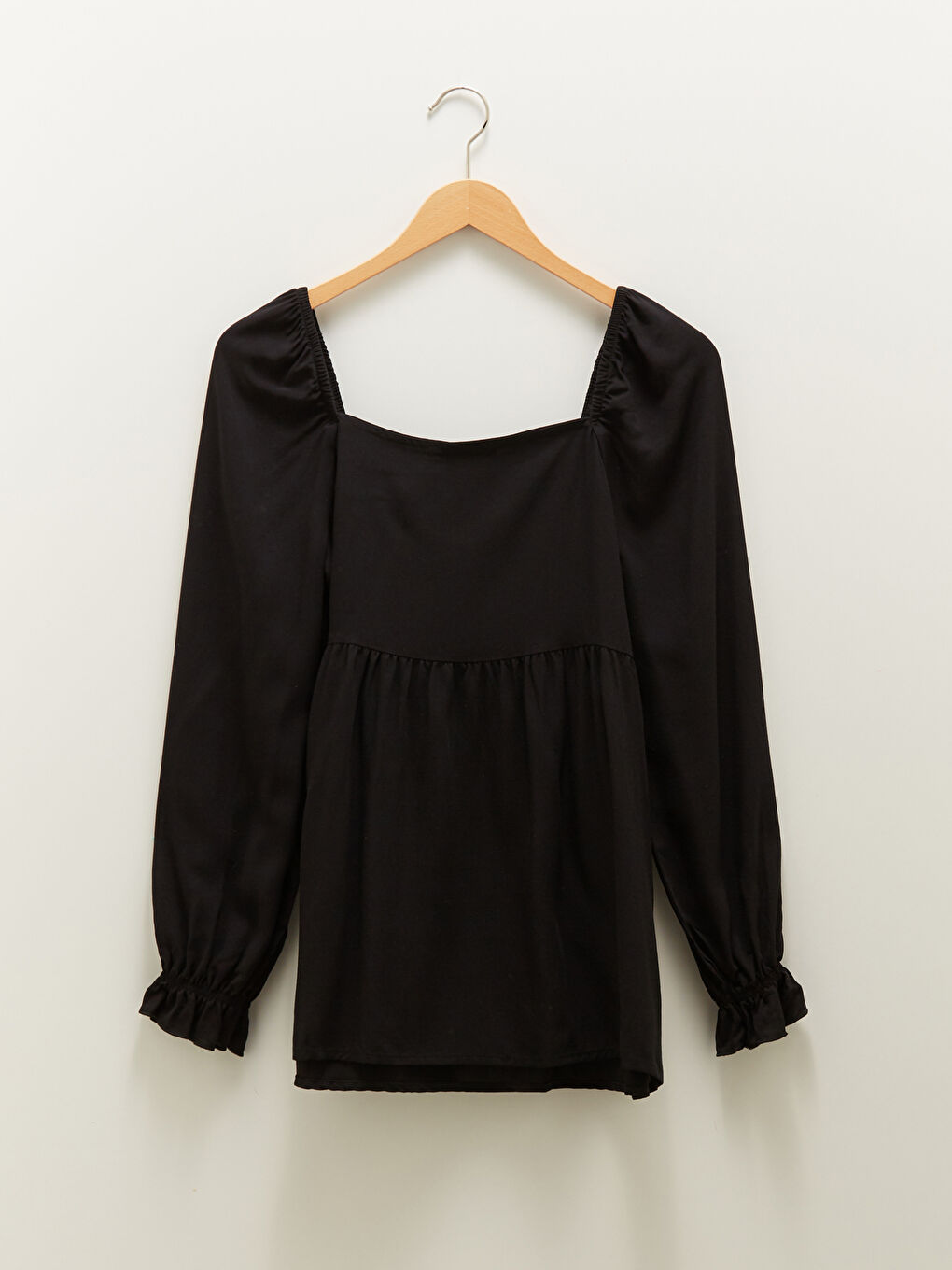 Blouse de maternité en viscose à manches longues et col carré-7