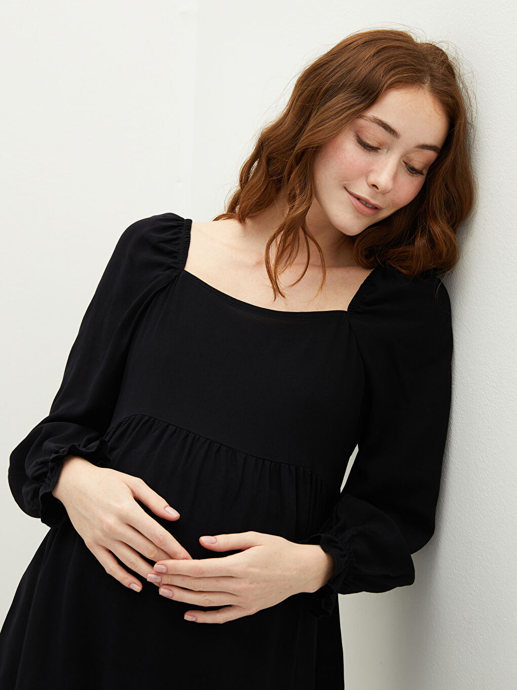 Blouse de maternité en viscose à manches longues et col carré