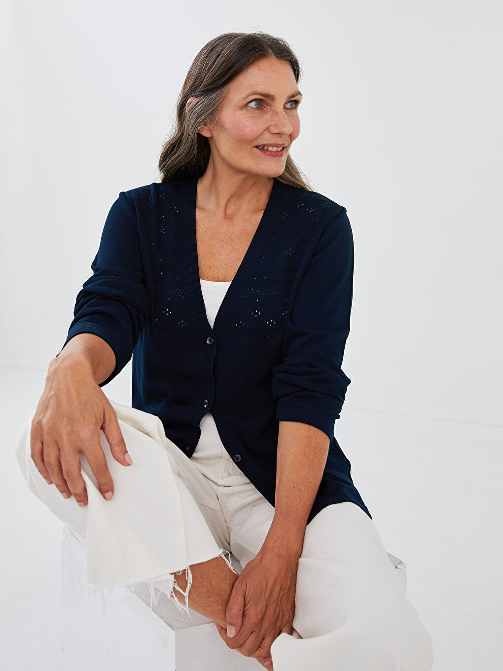 Lacivert V Yaka Kendinden Desenli Uzun Kollu Kadın Triko Hırka-4