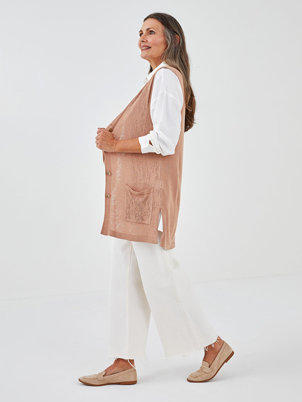 Bej V Yaka Kendinden Desenli Önden Düğme Kapamalı Uzun Kollu Kadın Triko Yelek-4