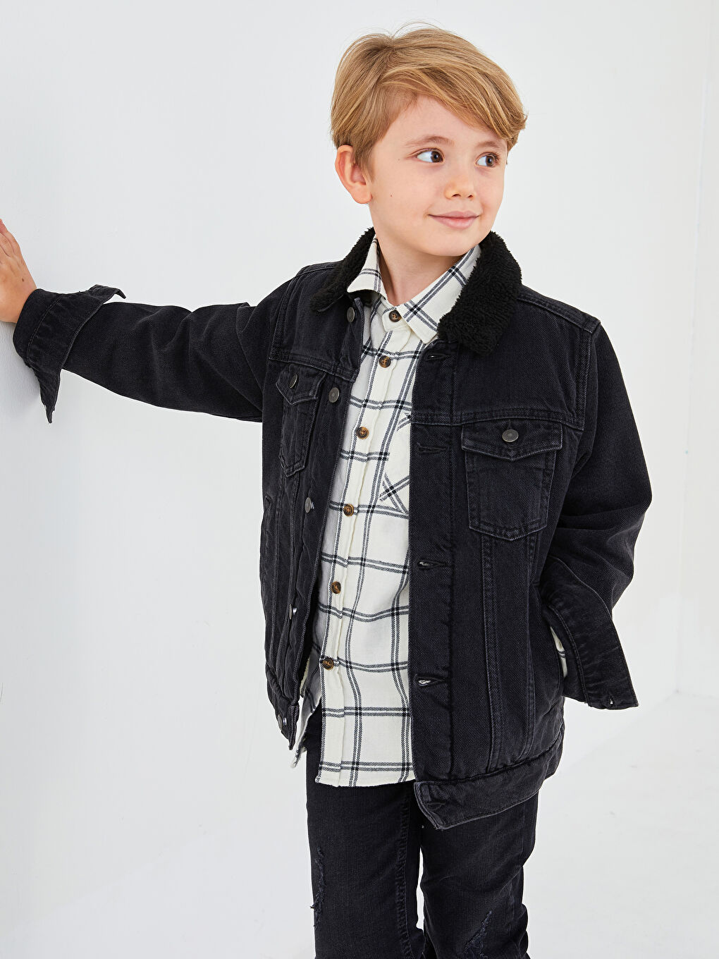 Collared Neck Boys' Denim Jacket-2