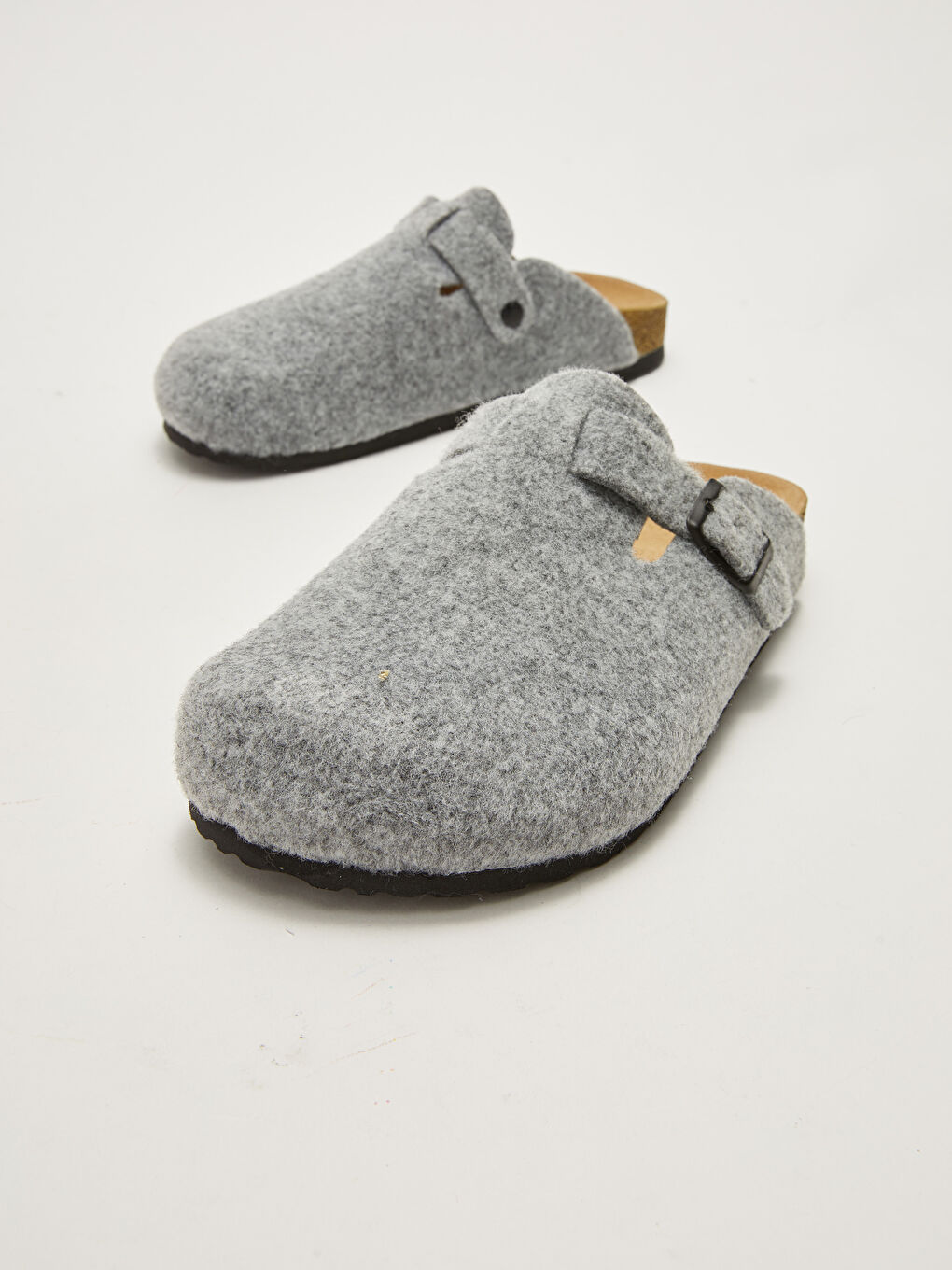 Gri Toka Detaylı Kadın Ev Terliği-5