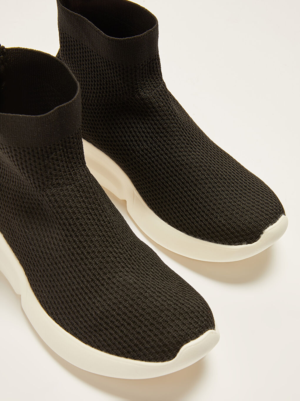 Siyah Bilekli Çorap Model Kadın Aktif Spor Ayakkabı-2