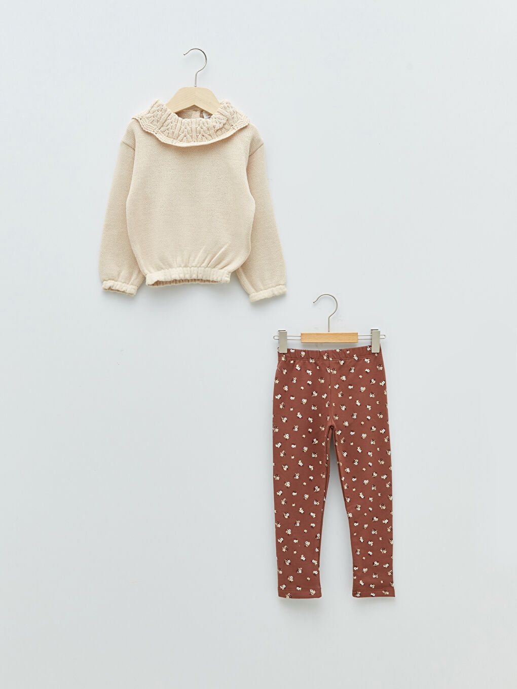 Bej Bisiklet Yaka Uzun Kollu Kız Bebek Triko Kazak ve Tayt 2'li Takım