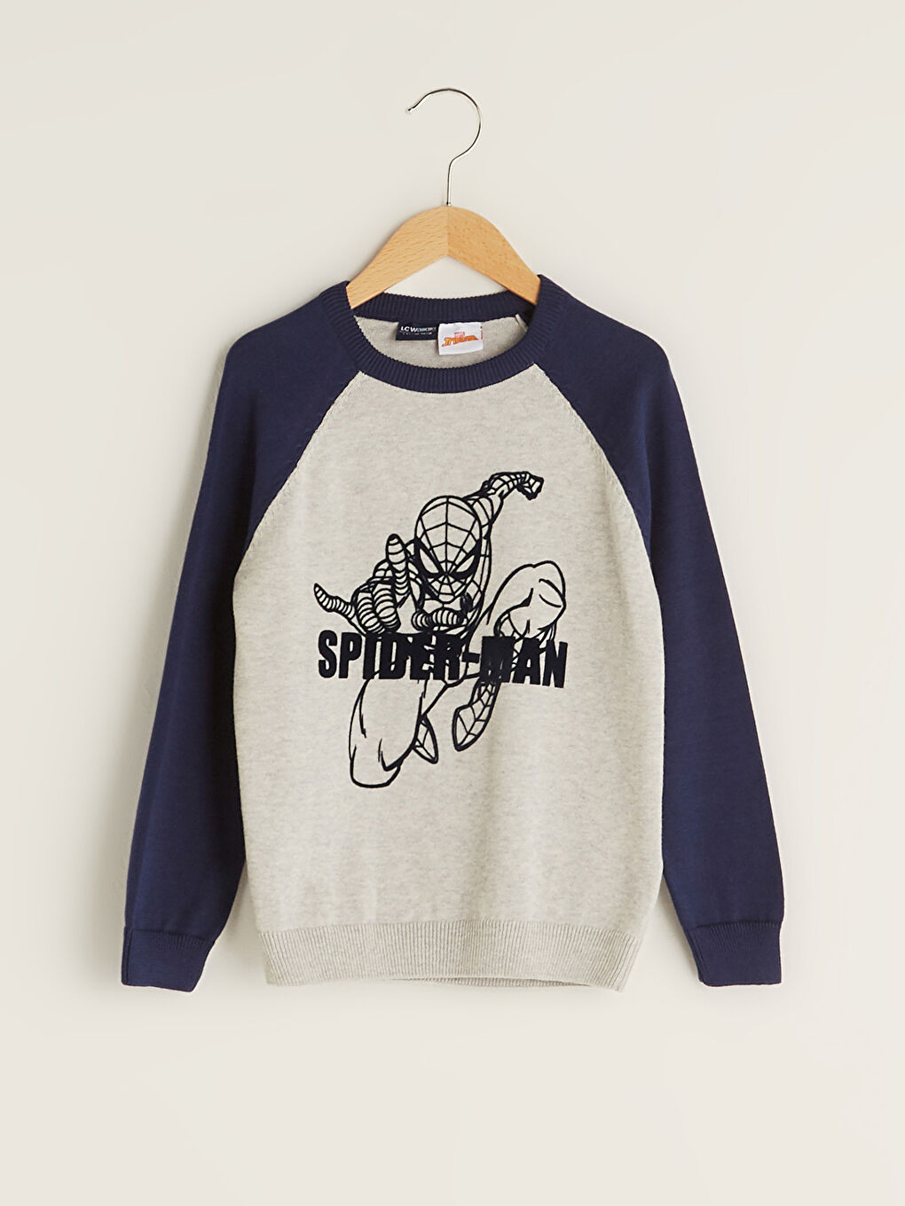 LCW Kids Crew Neck Spiderman Pattern Long Sleeve Boy Slim Knitwear Sweater -W15321Z4-LAL