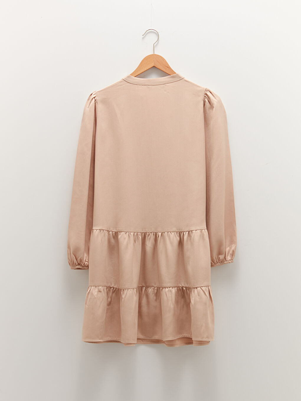 فستان نسائي بياقة بشق سادة بأكمام طويلة-6