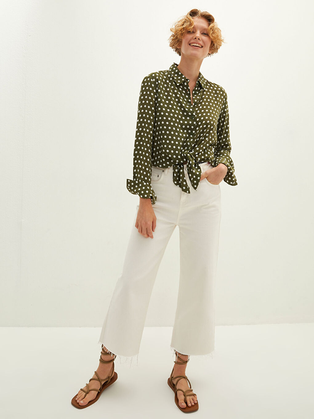 LCW Vision Buttoned Polka Dot Long Sleeve Poplin Women's Shirt -W15337Z8-LRT