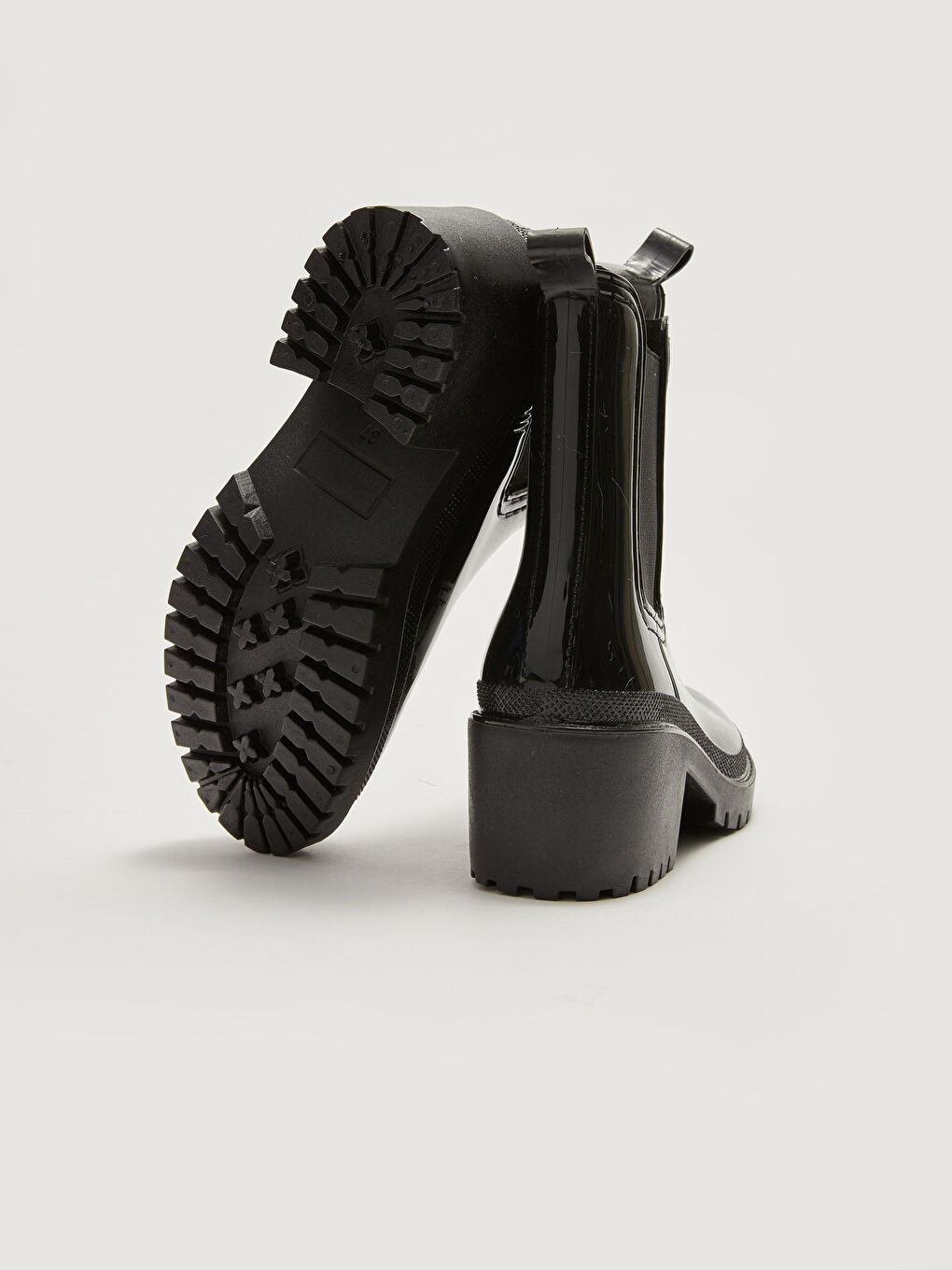 LCW STEPS Scalloped Heel Women's Boots with Elastic Sides -W15387Z8-HUC