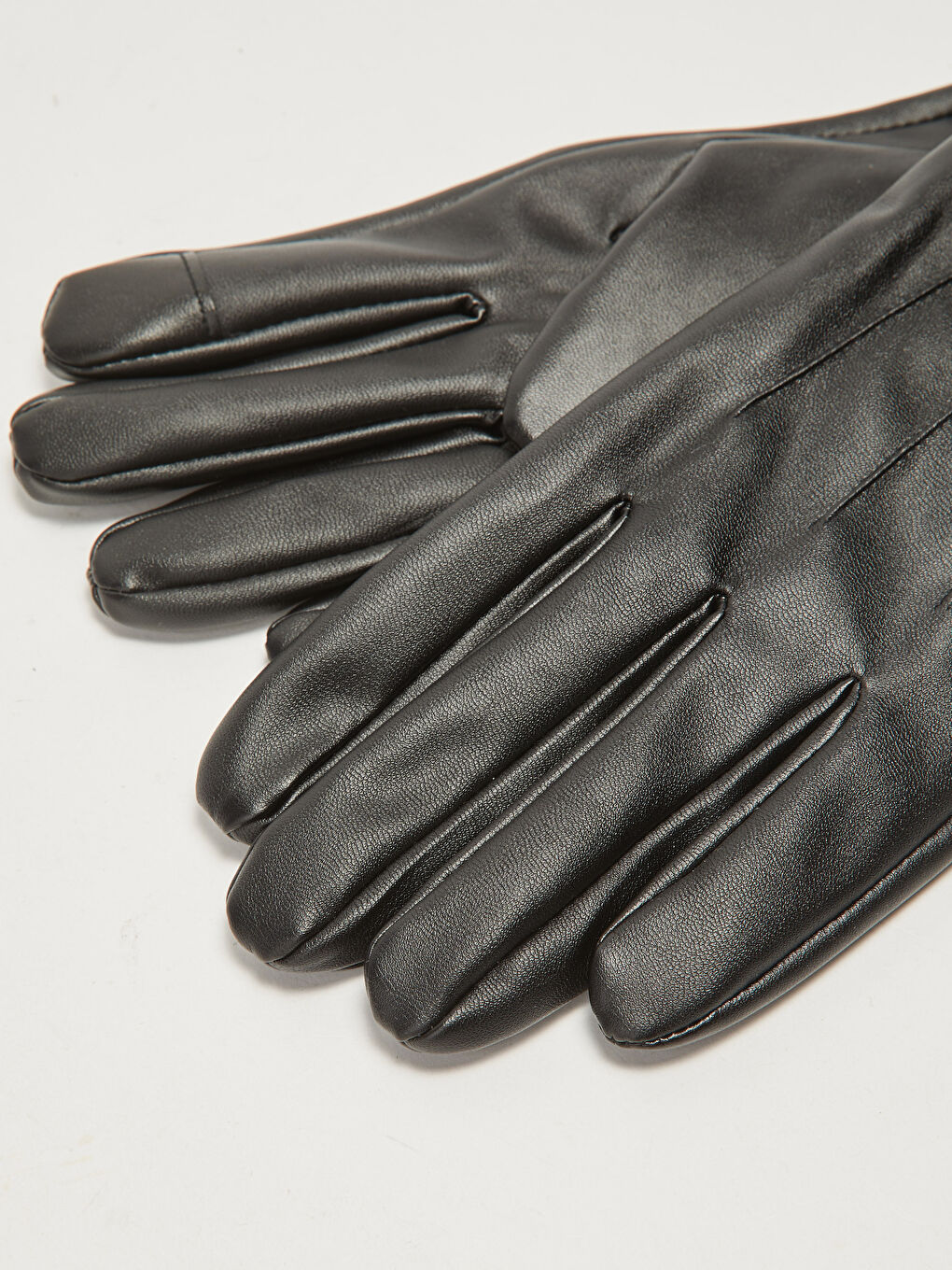 Siyah Deri Görünümlü Dokunmatik Özellikli Erkek Eldiven-3
