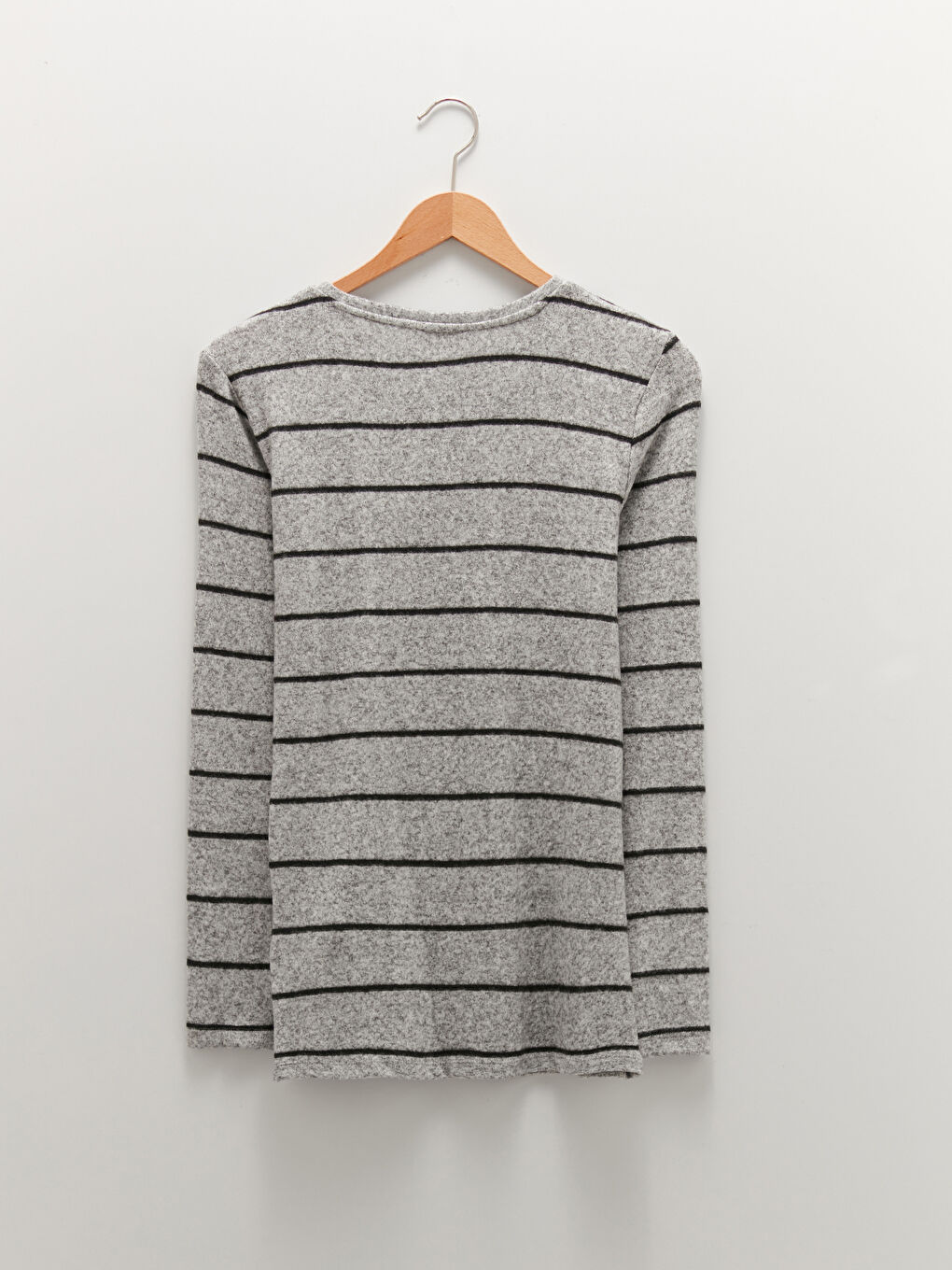 Gri Bisiklet Yaka Çizgili Uzun Kollu Kadın Tişört-3